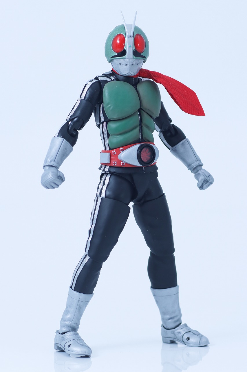 S.H.フィギュアーツ 真骨彫製法　仮面ライダー新1号 栄光の昭和ライダーエディション　レビュー　本体