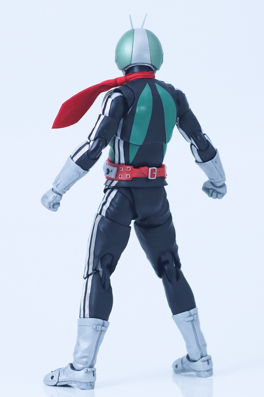 S.H.フィギュアーツ 真骨彫製法 仮面ライダー新1号 栄光の昭和ライダーエディション レビュー 本体