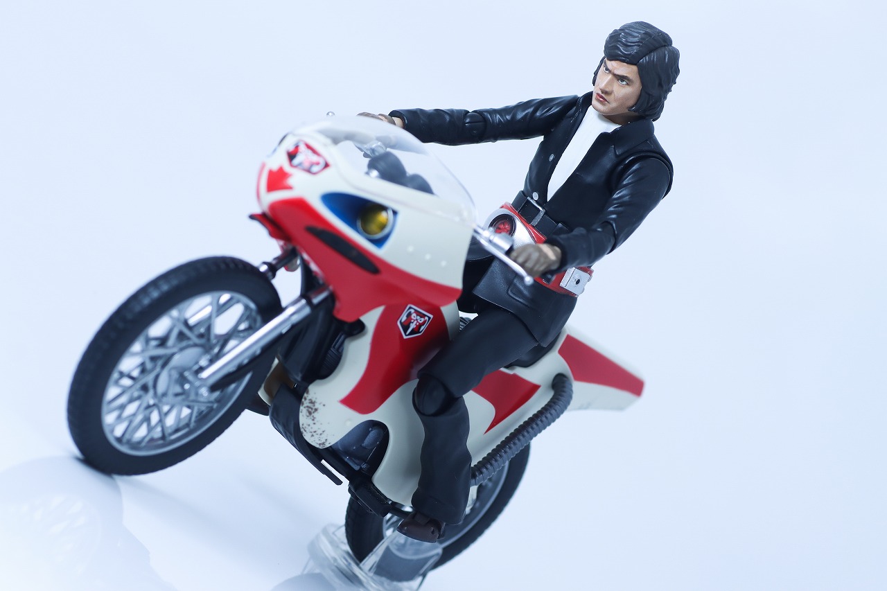 S.H.フィギュアーツ 新サイクロン号 栄光の昭和ライダーエディション レビュー アクション 本郷猛