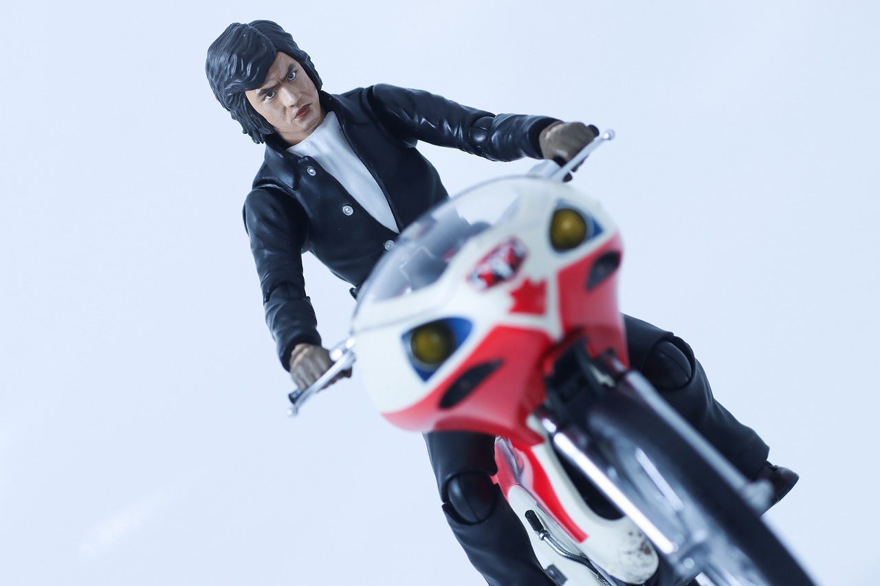S.H.フィギュアーツ 新サイクロン号 栄光の昭和ライダーエディション レビュー アクション 本郷猛