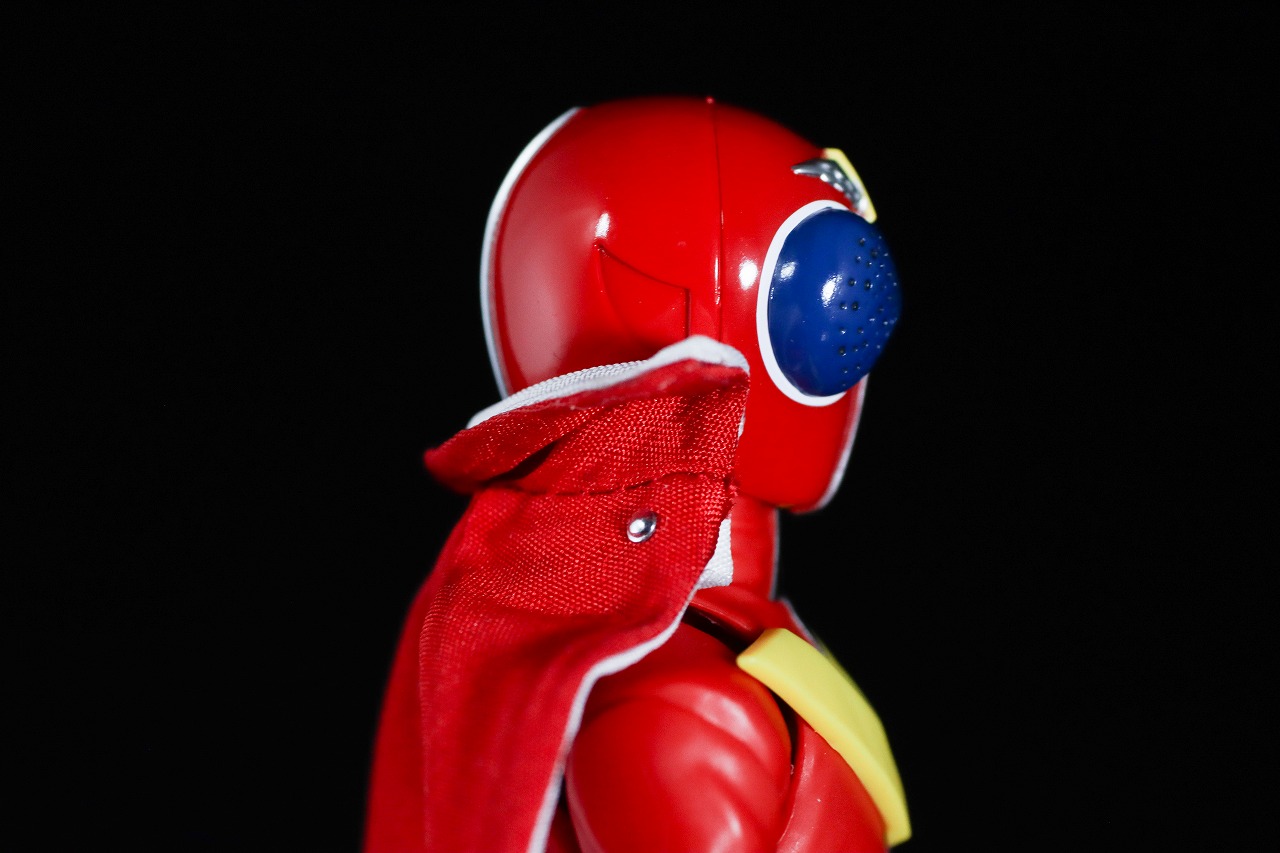 S.H.フィギュアーツ 真骨彫製法　アカレンジャー 50th Anniversary ver.　レビュー　本体