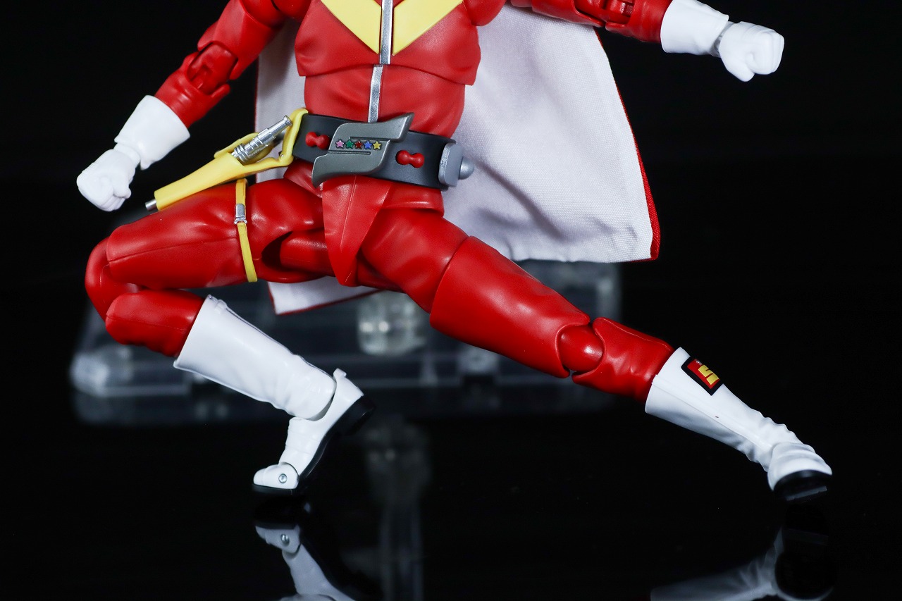 S.H.フィギュアーツ 真骨彫製法　アカレンジャー 50th Anniversary ver.　レビュー　可動範囲