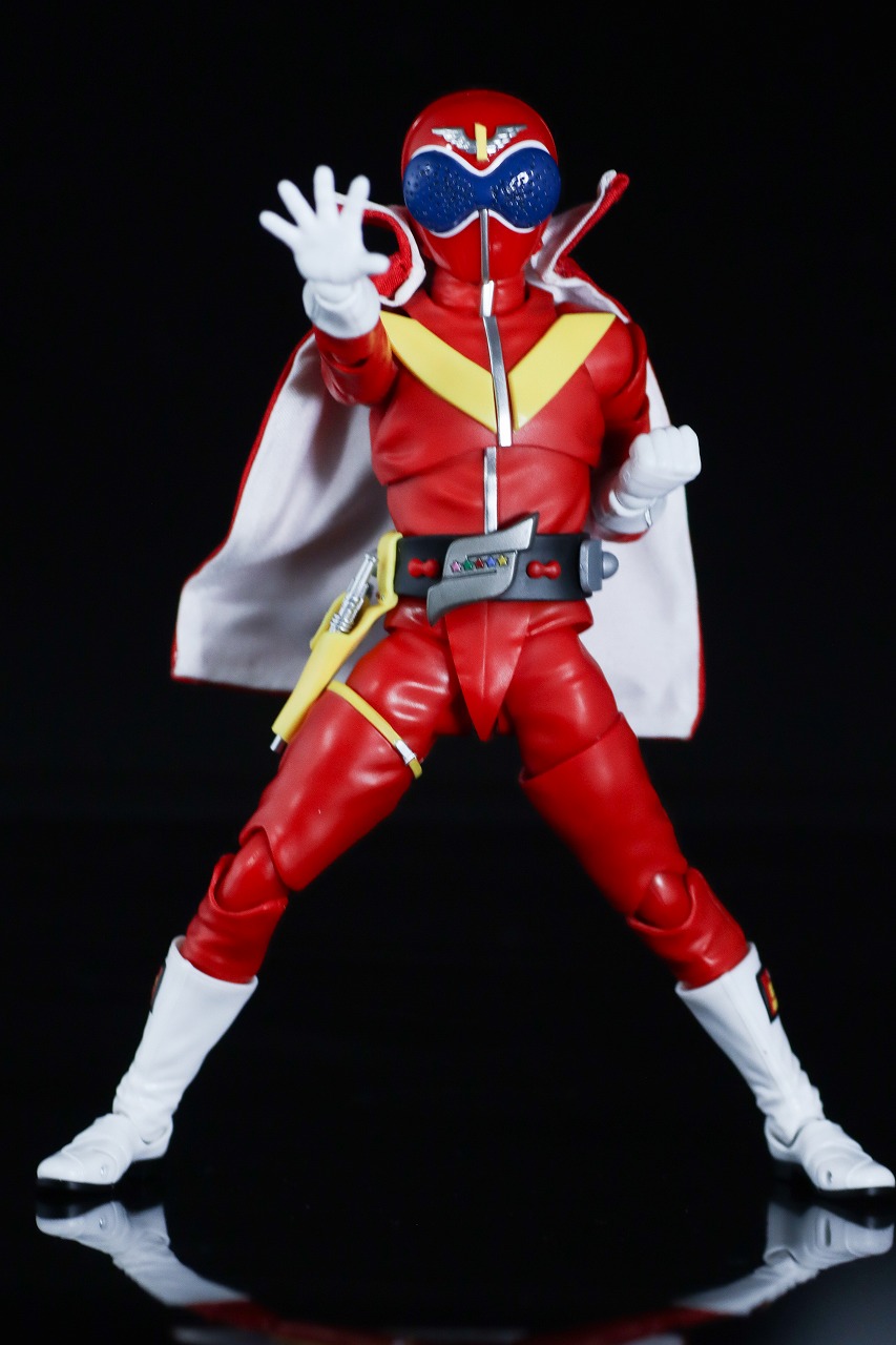 S.H.フィギュアーツ 真骨彫製法　アカレンジャー 50th Anniversary ver.　レビュー　本体