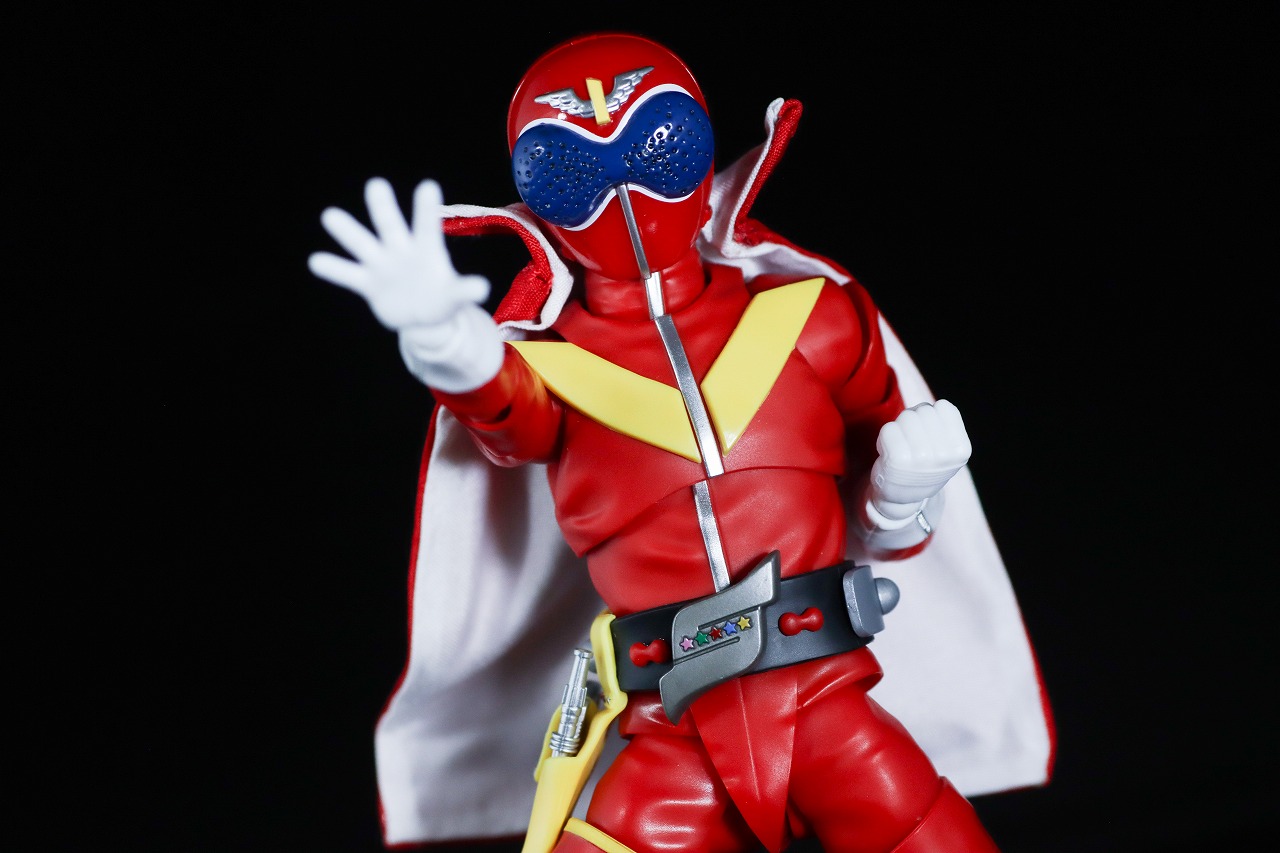 S.H.フィギュアーツ 真骨彫製法　アカレンジャー 50th Anniversary ver.　レビュー　アクション