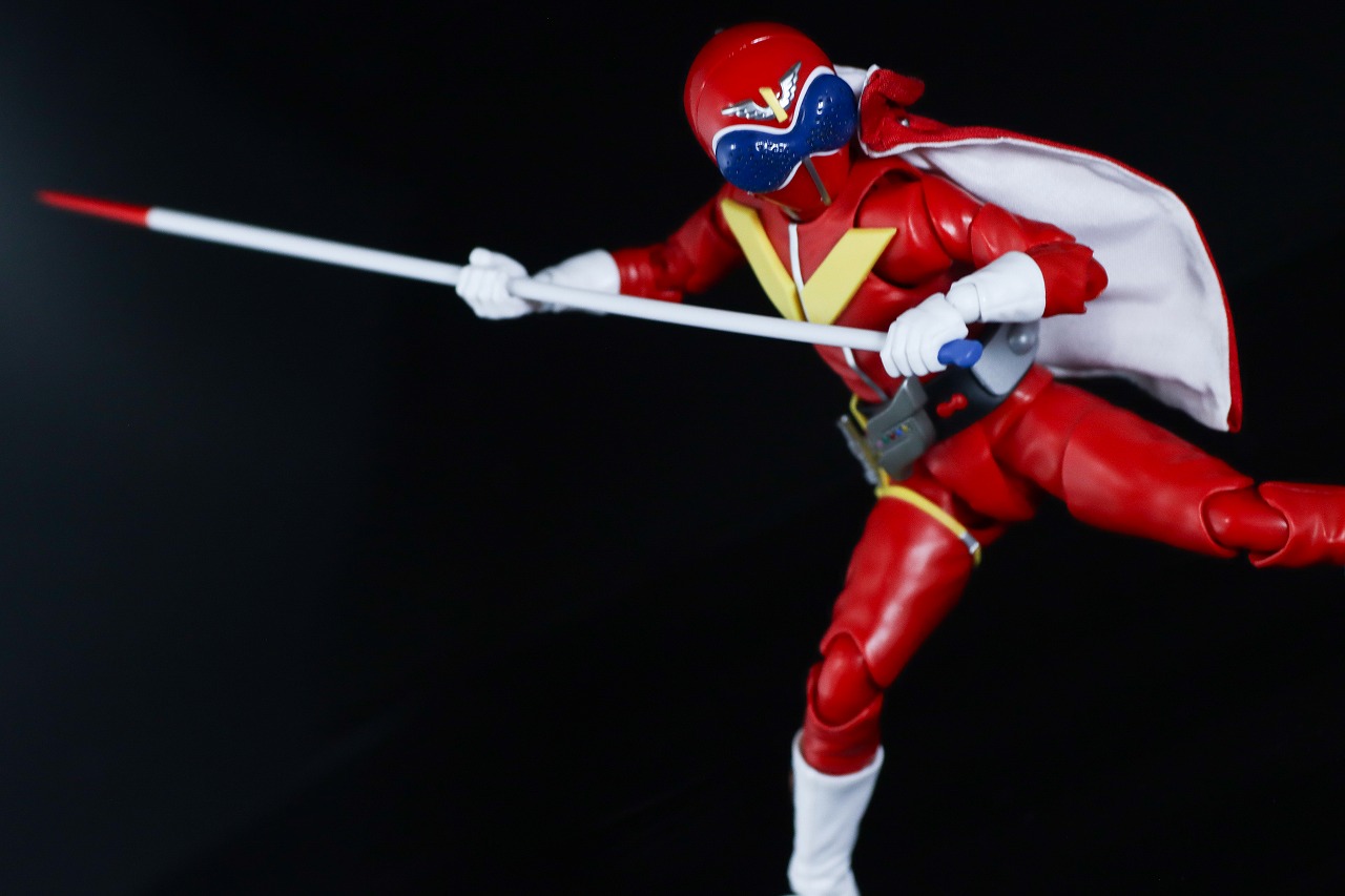 S.H.フィギュアーツ 真骨彫製法　アカレンジャー 50th Anniversary ver.　レビュー　アクション