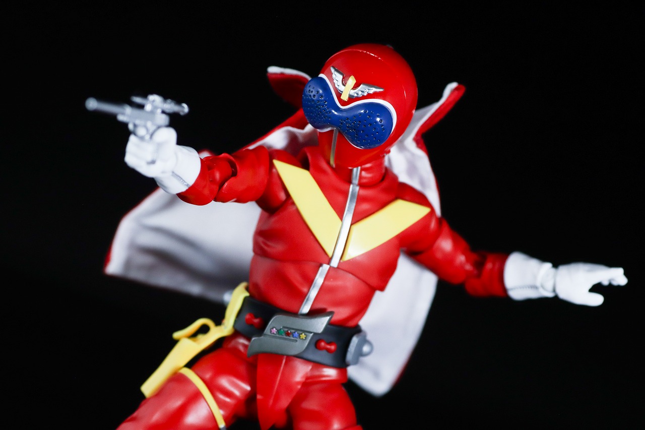 S.H.フィギュアーツ 真骨彫製法　アカレンジャー 50th Anniversary ver.　レビュー　アクション