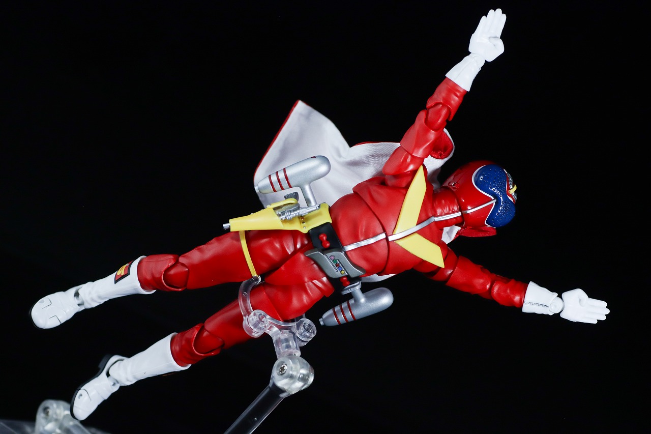 S.H.フィギュアーツ 真骨彫製法　アカレンジャー 50th Anniversary ver.　レビュー　アクション