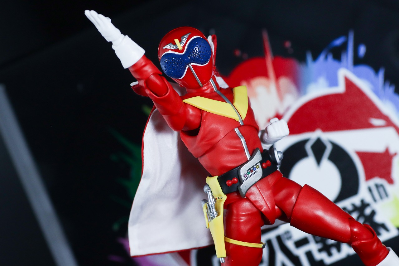 S.H.フィギュアーツ 真骨彫製法　アカレンジャー 50th Anniversary ver.　レビュー　アクション