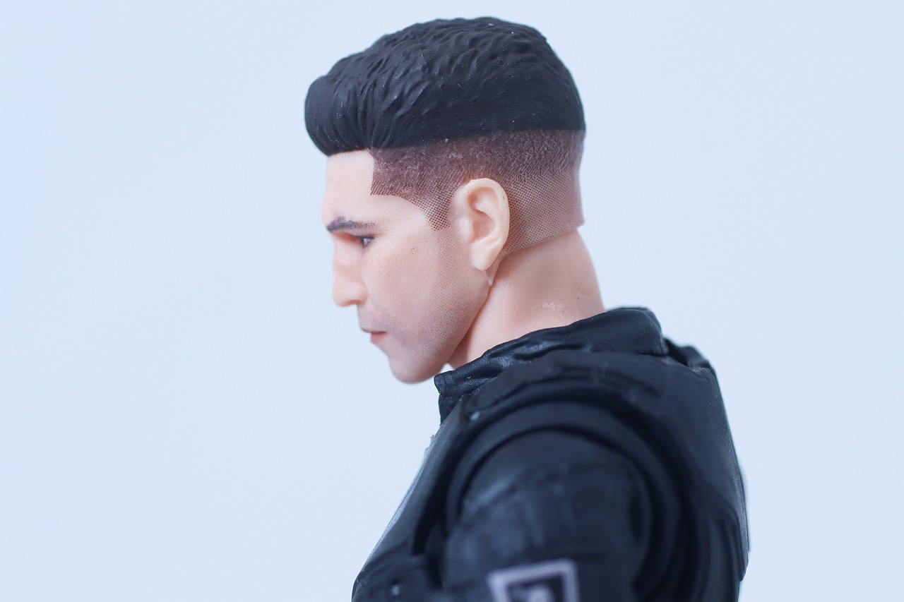 マーベルレジェンド　パニッシャー（デアデビル：ボーン・アゲイン）　レビュー　可動範囲