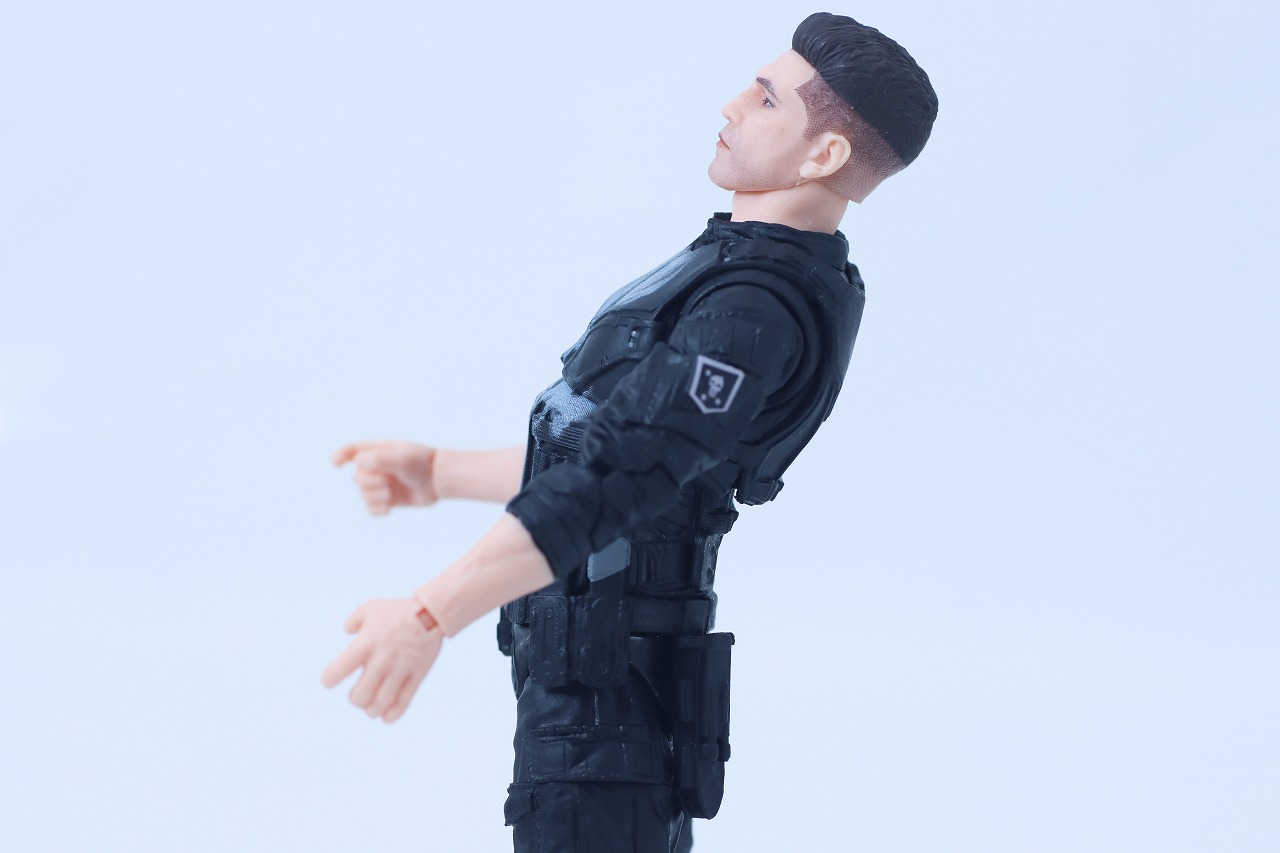 マーベルレジェンド　パニッシャー（デアデビル：ボーン・アゲイン）　レビュー　可動範囲