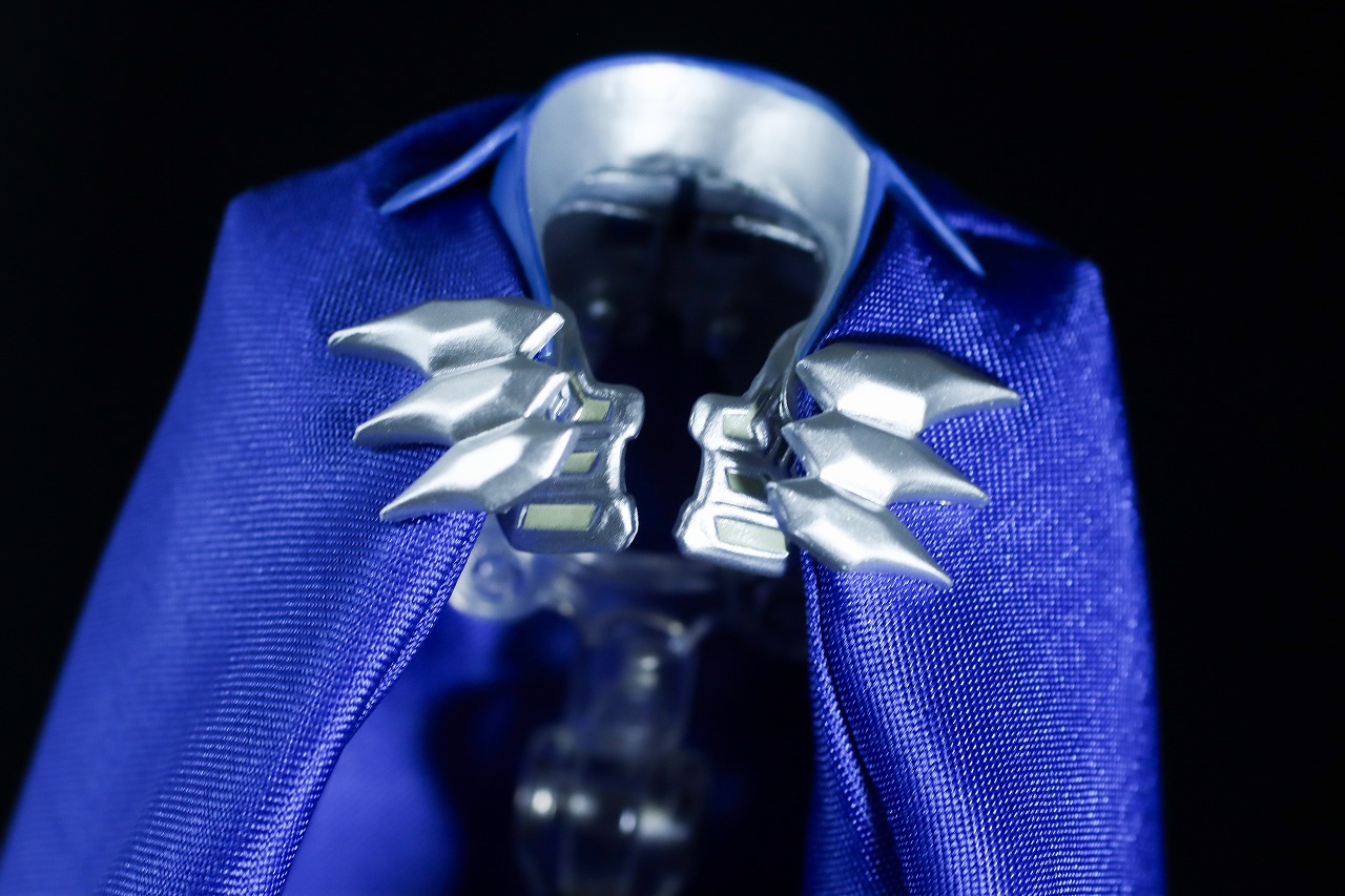 S.H.フィギュアーツ　ウルトラゼロマント（ウルトラマン ニュージェネレーション スターズver.）　レビュー　本体