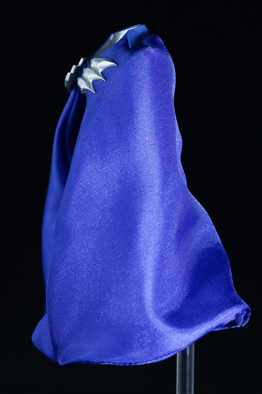 S.H.フィギュアーツ　ウルトラゼロマント（ウルトラマン ニュージェネレーション スターズver.）　レビュー　本体