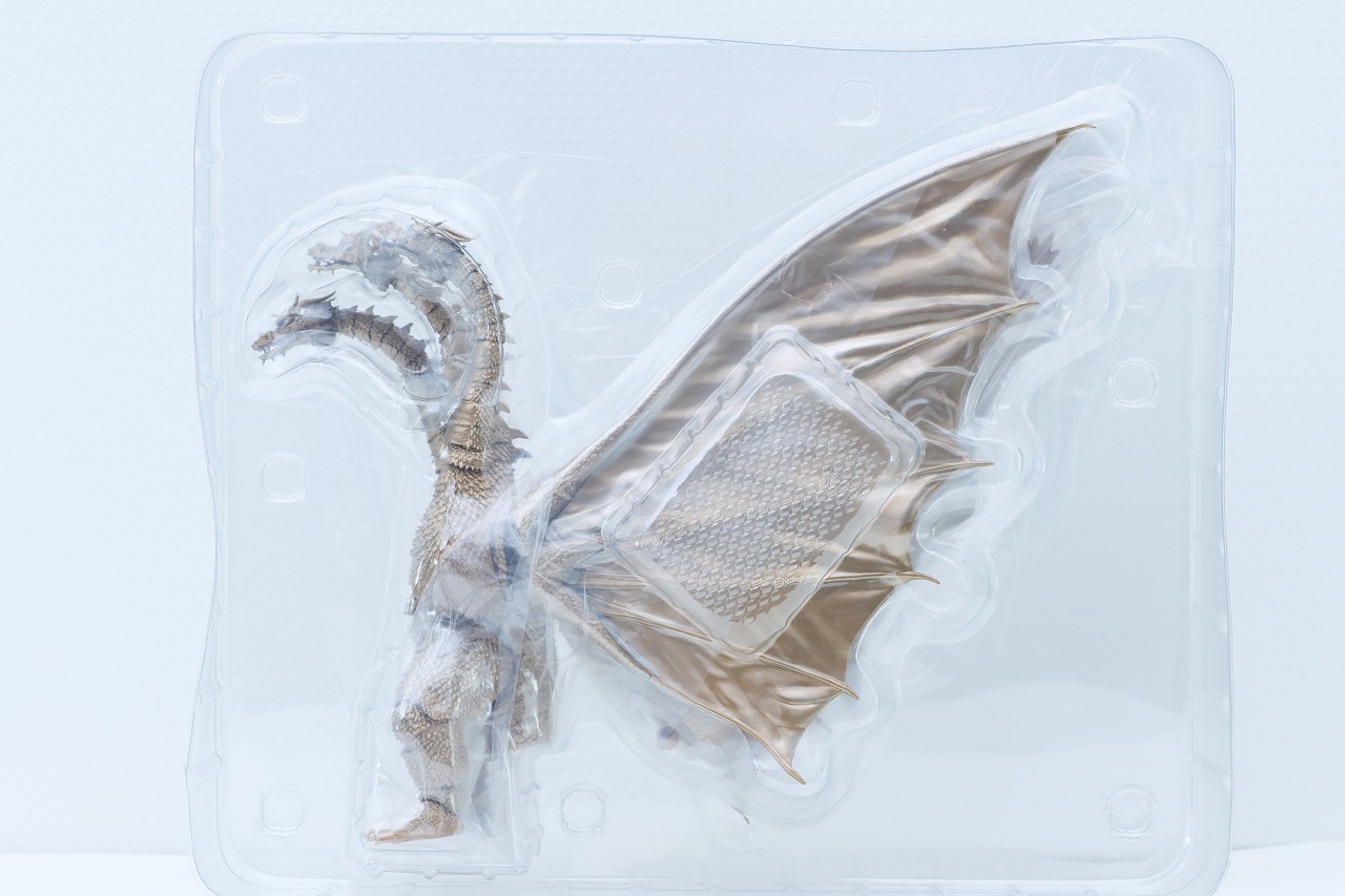 S.H.モンスターアーツ　キングギドラ（1972）　レビュー　パッケージ