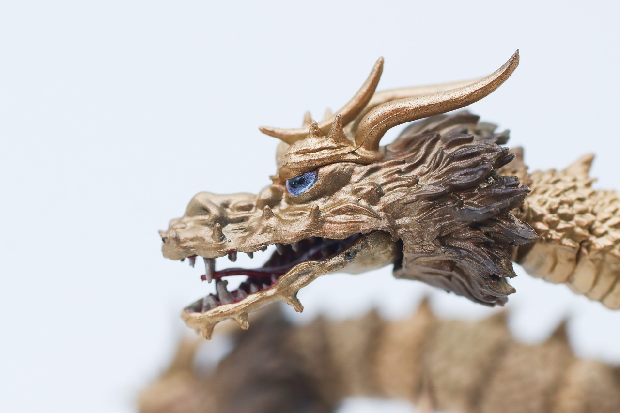 S.H.モンスターアーツ　キングギドラ（1972）　レビュー　本体