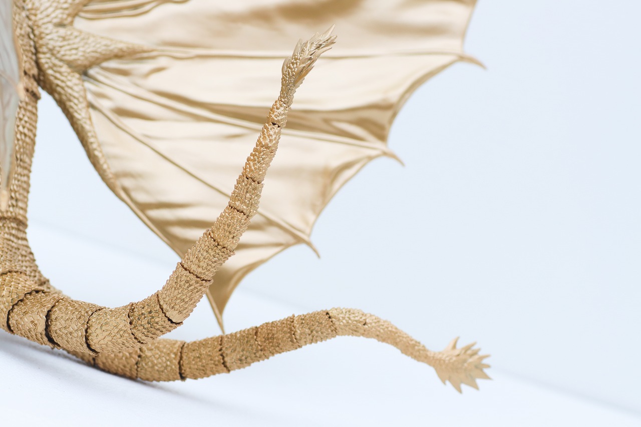 S.H.モンスターアーツ　キングギドラ（1972）　レビュー　可動範囲