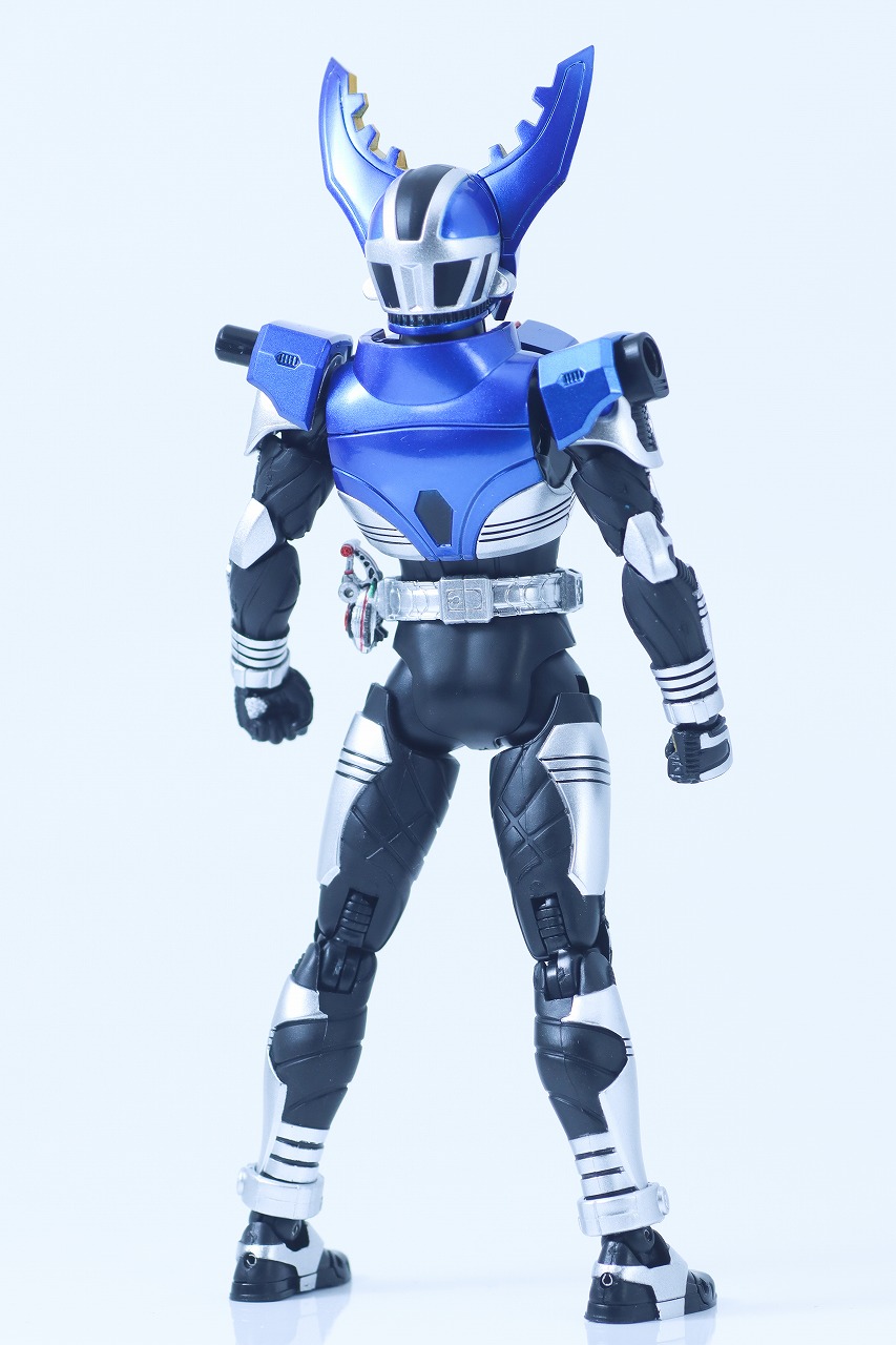 S.H.フィギュアーツ 真骨彫製法 仮面ライダーガタック ハイパーフォーム レビュー 本体