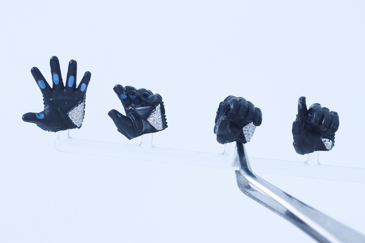 S.H.フィギュアーツ 真骨彫製法 仮面ライダーガタック ハイパーフォーム レビュー 付属品 手首