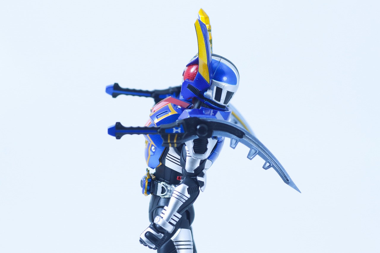 S.H.フィギュアーツ 真骨彫製法 仮面ライダーガタック ハイパーフォーム レビュー 可動範囲