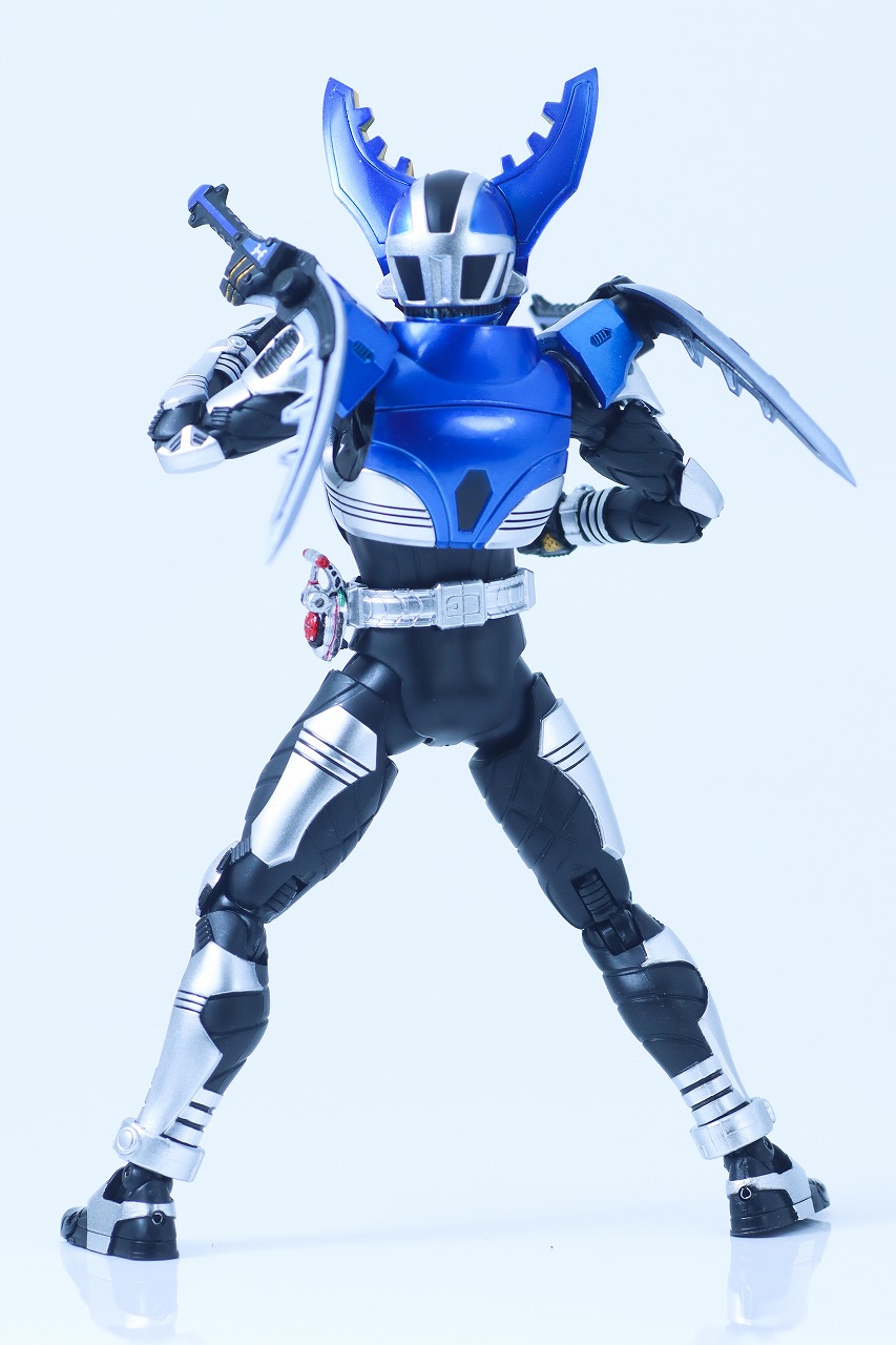 S.H.フィギュアーツ 真骨彫製法 仮面ライダーガタック ハイパーフォーム レビュー 本体