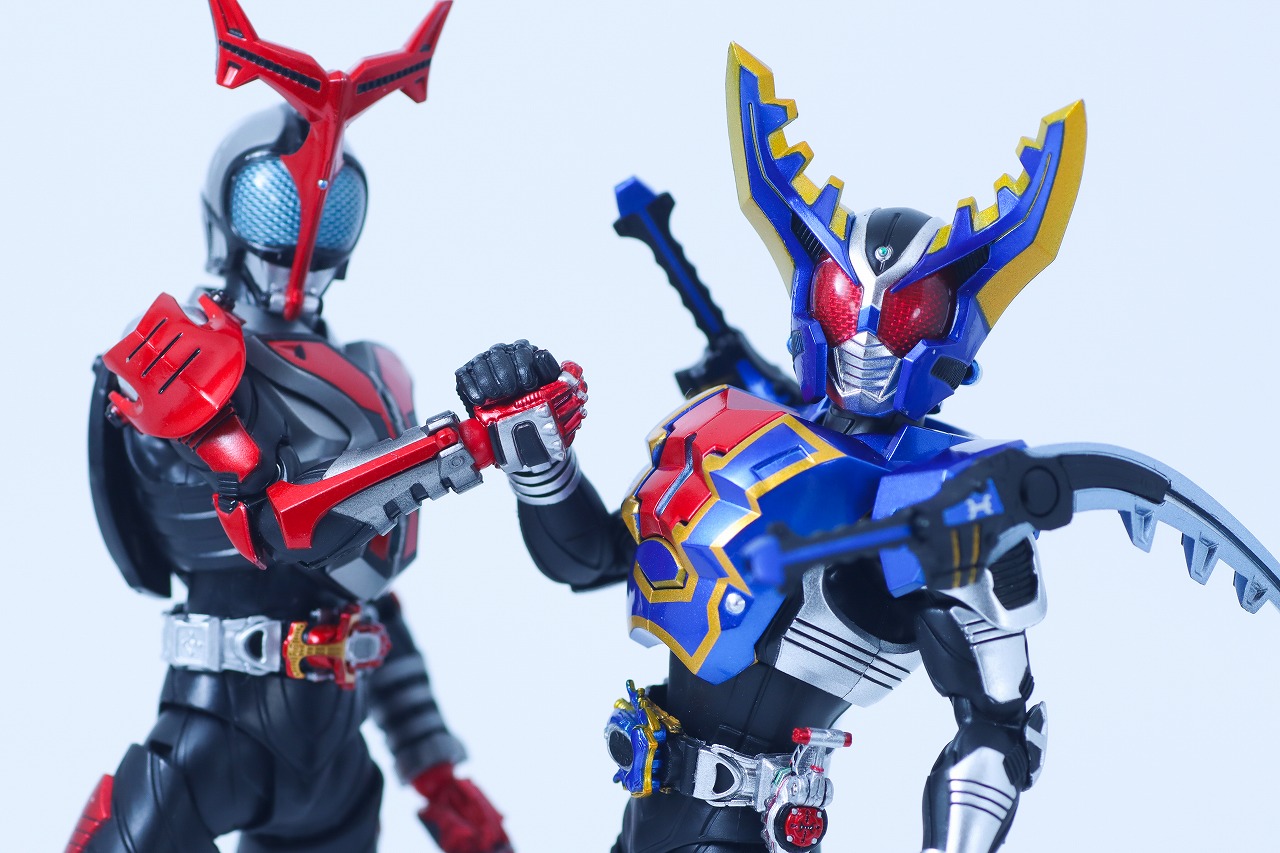 S.H.フィギュアーツ 真骨彫製法 仮面ライダーガタック ハイパーフォーム レビュー アクション 仮面ライダーカブト ハイパーフォーム