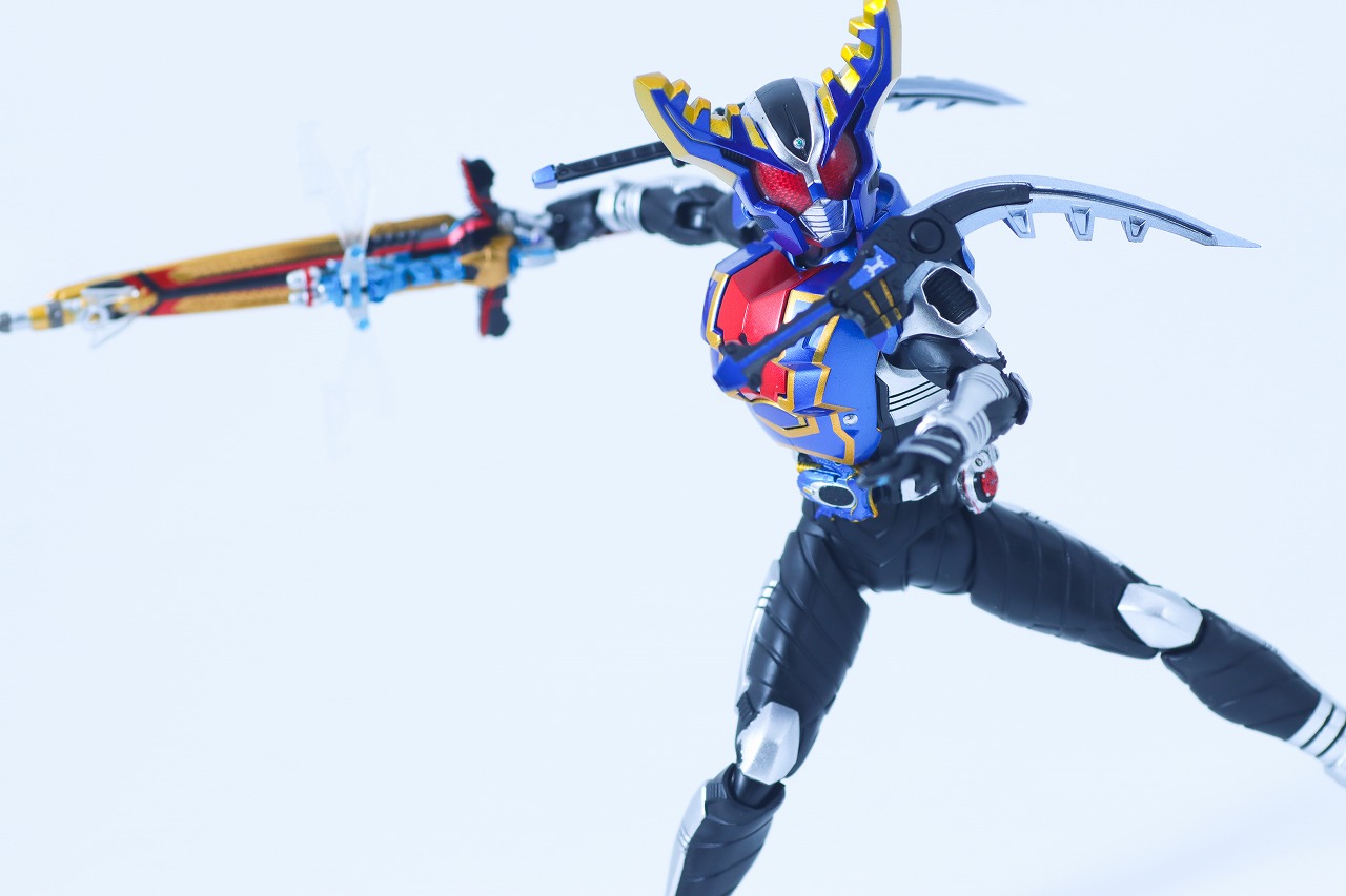 S.H.フィギュアーツ 真骨彫製法 仮面ライダーガタック ハイパーフォーム レビュー アクション