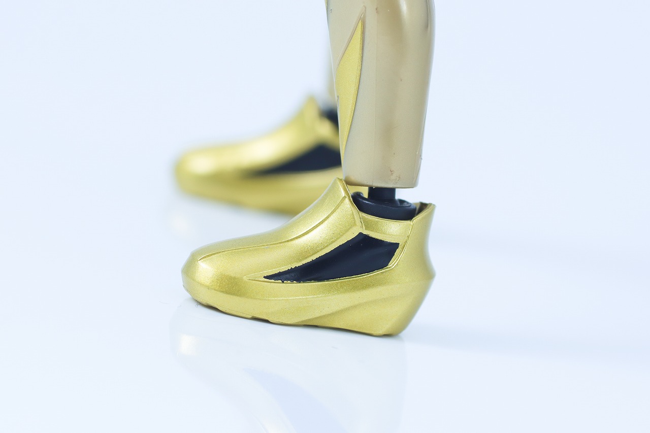 仮面ライダーアクションフィギュア　仮面ライダーゼッツ イナズマプラズマ　レビュー　本体