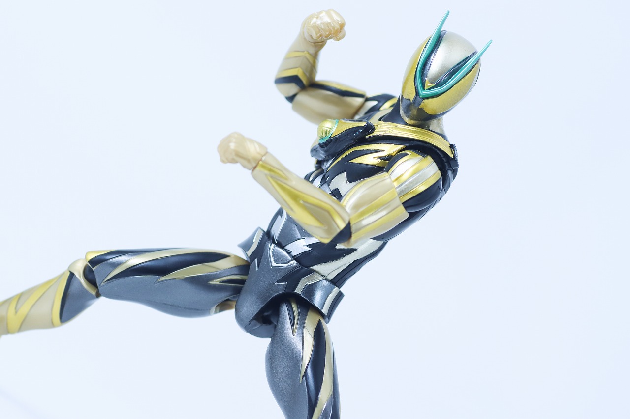 仮面ライダーアクションフィギュア　仮面ライダーゼッツ イナズマプラズマ　レビュー　アクション