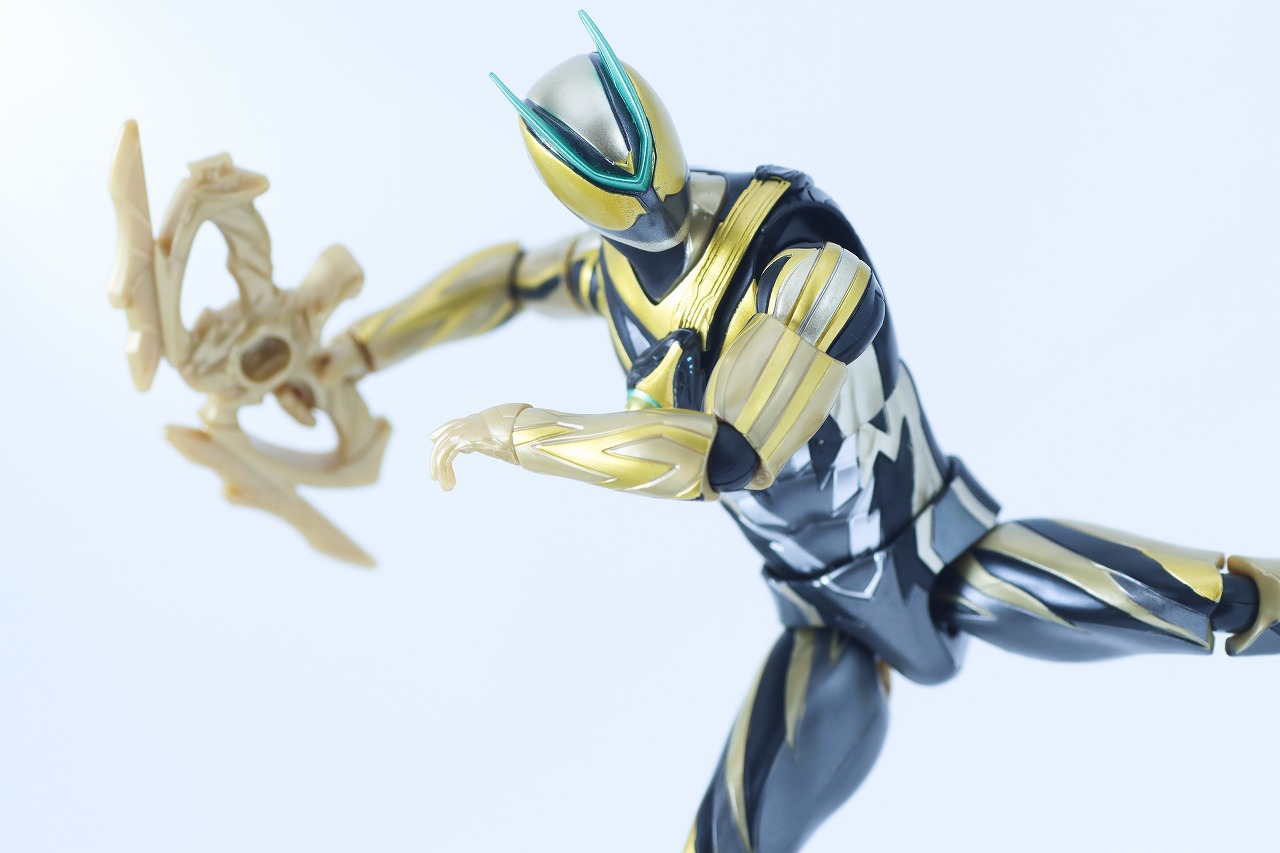 仮面ライダーアクションフィギュア　仮面ライダーゼッツ イナズマプラズマ　レビュー　アクション