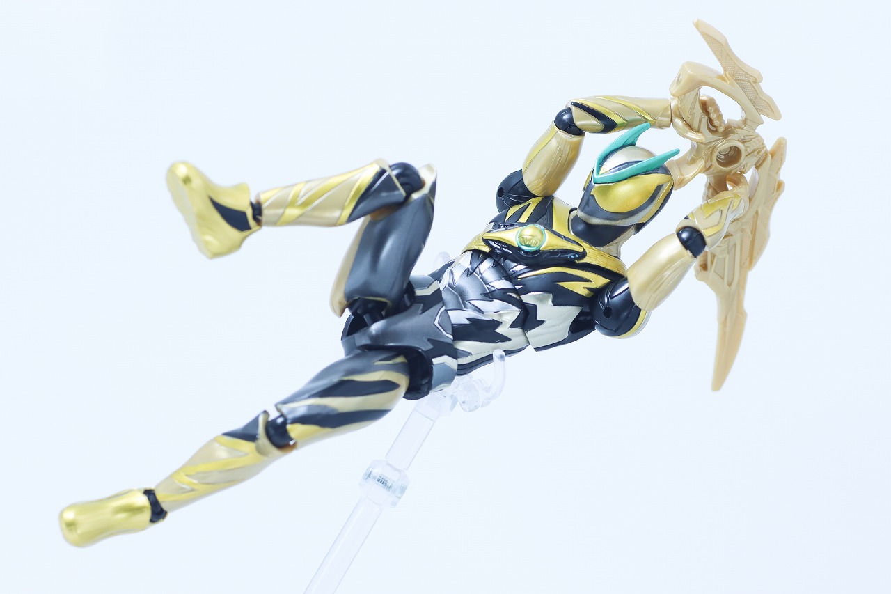 仮面ライダーアクションフィギュア　仮面ライダーゼッツ イナズマプラズマ　レビュー　アクション