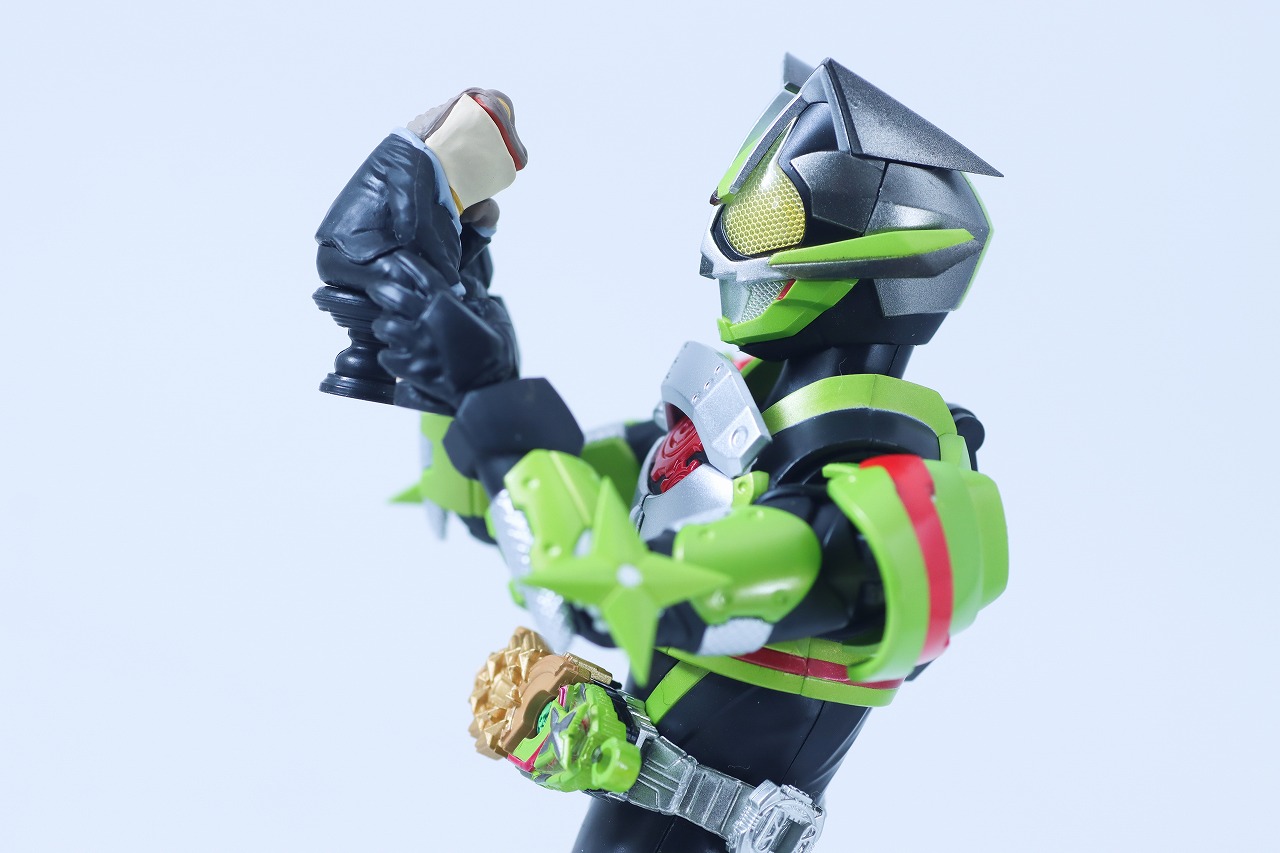 S.H.フィギュアーツ　仮面ライダータイクーン フィーバーニンジャフォーム　ケケラ　カエルの置物セット　レビュー　アクション