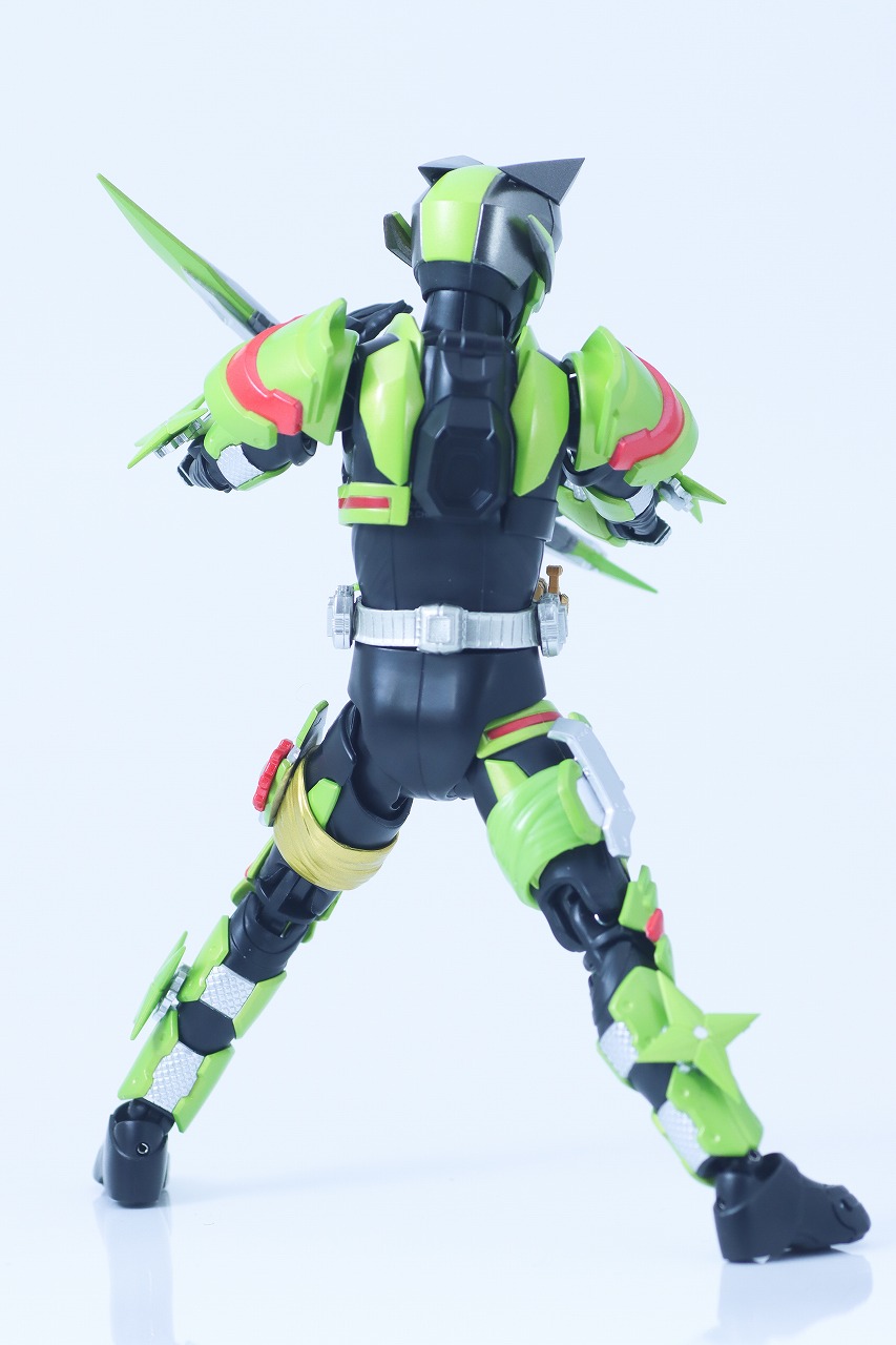 S.H.フィギュアーツ　仮面ライダータイクーン フィーバーニンジャフォーム　ケケラ　カエルの置物セット　レビュー　本体