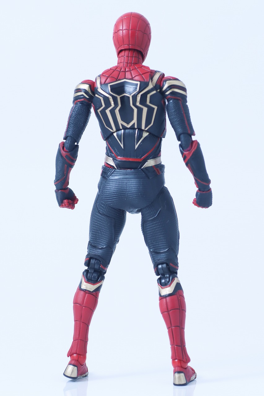 MAFEX　スパイダーマン　インテグレーテッド　スーツ　レビュー　本体