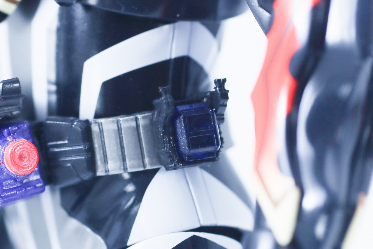 S.H.フィギュアーツ 仮面ライダービターガヴ スパーキングミフォーム レビュー 本体