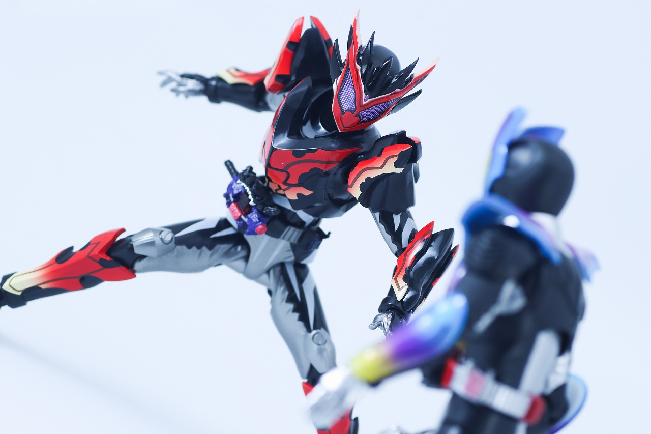 S.H.フィギュアーツ 仮面ライダービターガヴ スパーキングミフォーム レビュー アクション 仮面ライダーガヴ ポッピングミフォーム