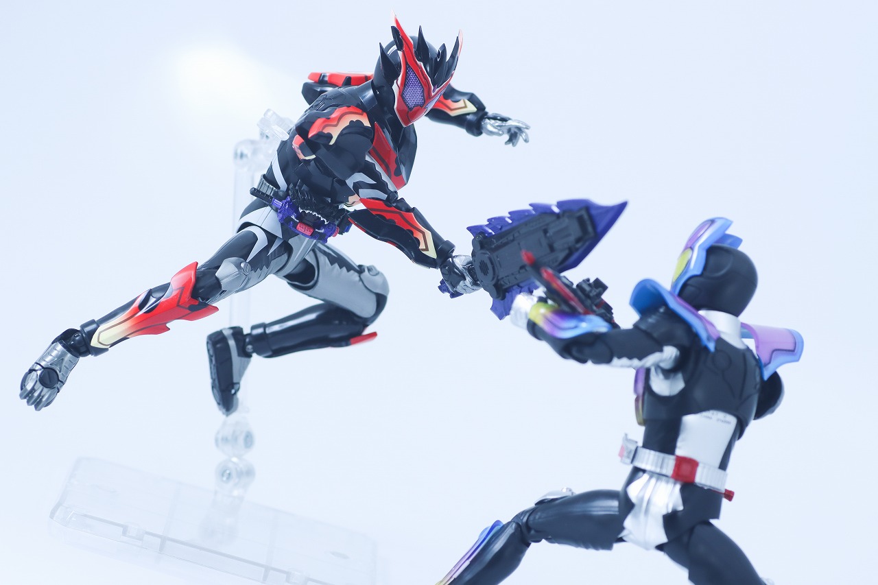 S.H.フィギュアーツ 仮面ライダービターガヴ スパーキングミフォーム レビュー アクション 仮面ライダーガヴ ポッピングミフォーム