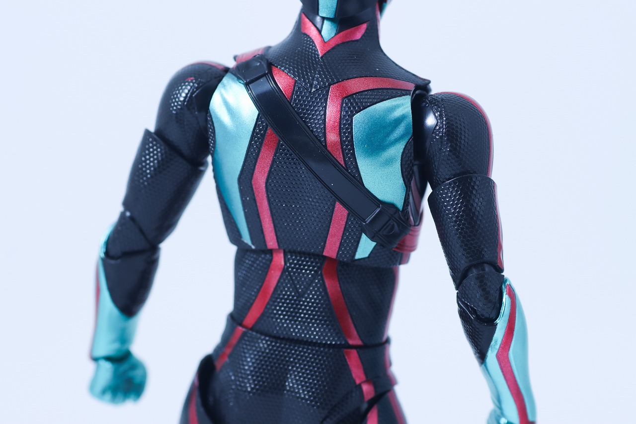 S.Hフィギュアーツ　仮面ライダーゼッツ フィジカムインパクト　レビュー　本体