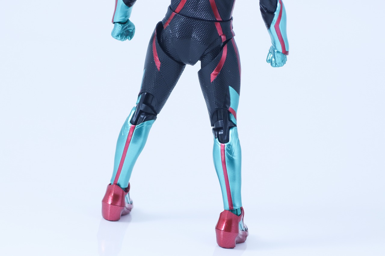 S.Hフィギュアーツ　仮面ライダーゼッツ フィジカムインパクト　レビュー　本体