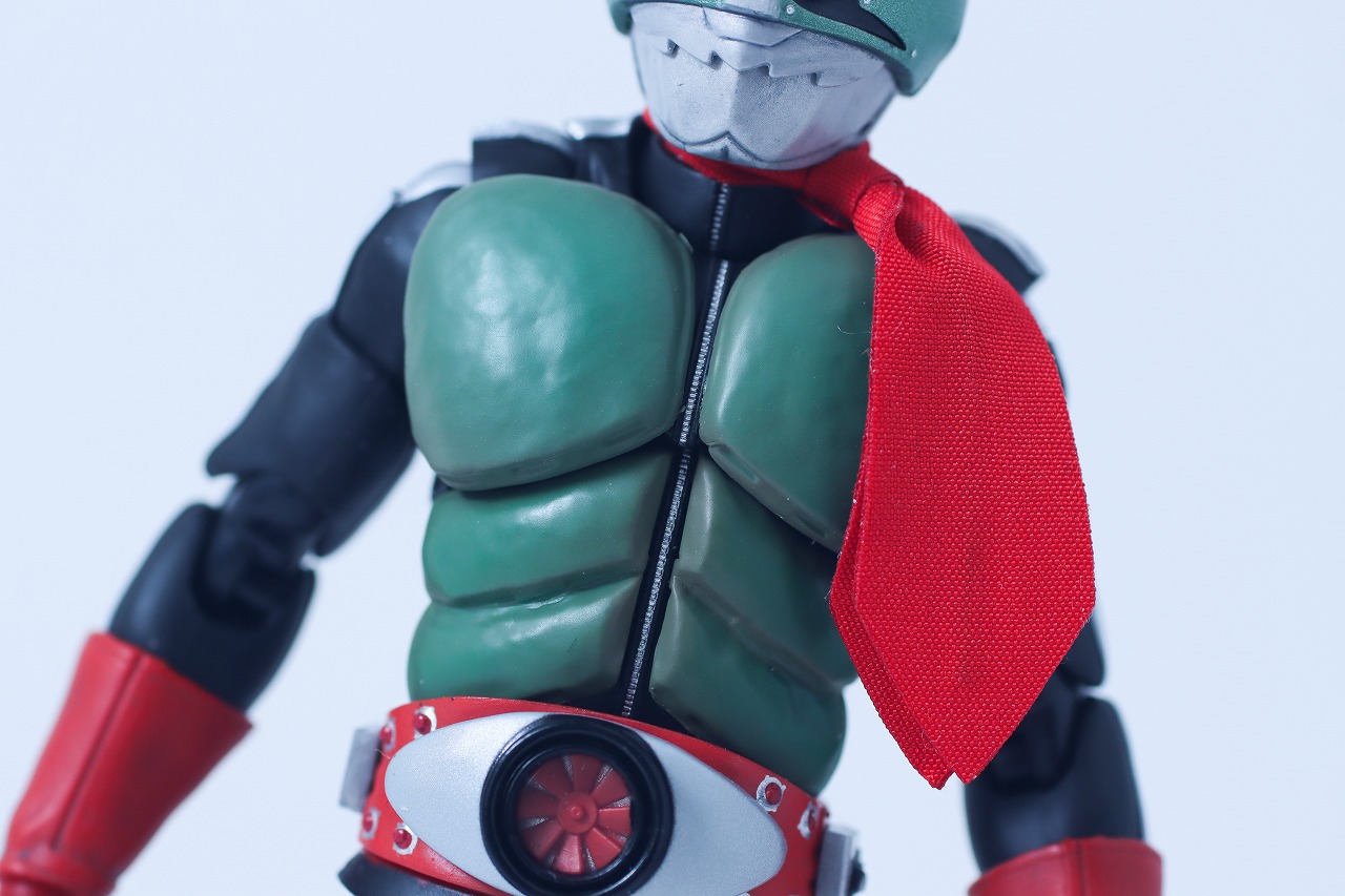 S.H.フィギュアーツ 真骨彫製法 仮面ライダー新2号 栄光の昭和ライダーエディション レビュー 本体