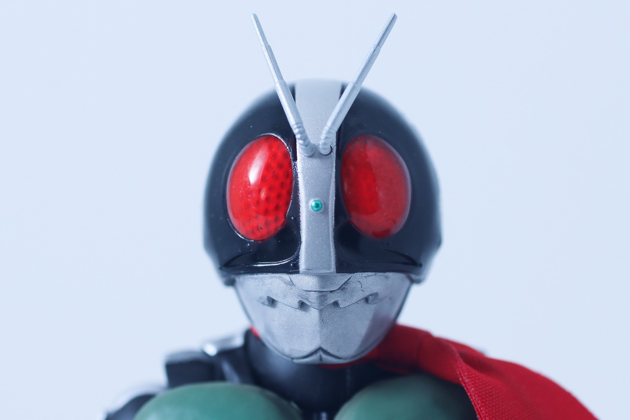 S.H.フィギュアーツ 真骨彫製法 仮面ライダー新2号 栄光の昭和ライダーエディション レビュー 付属品 客演 黒マスク