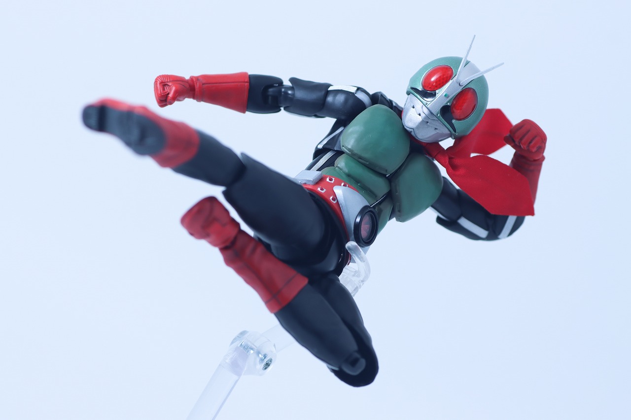 S.H.フィギュアーツ 真骨彫製法 仮面ライダー新2号 栄光の昭和ライダーエディション レビュー アクション