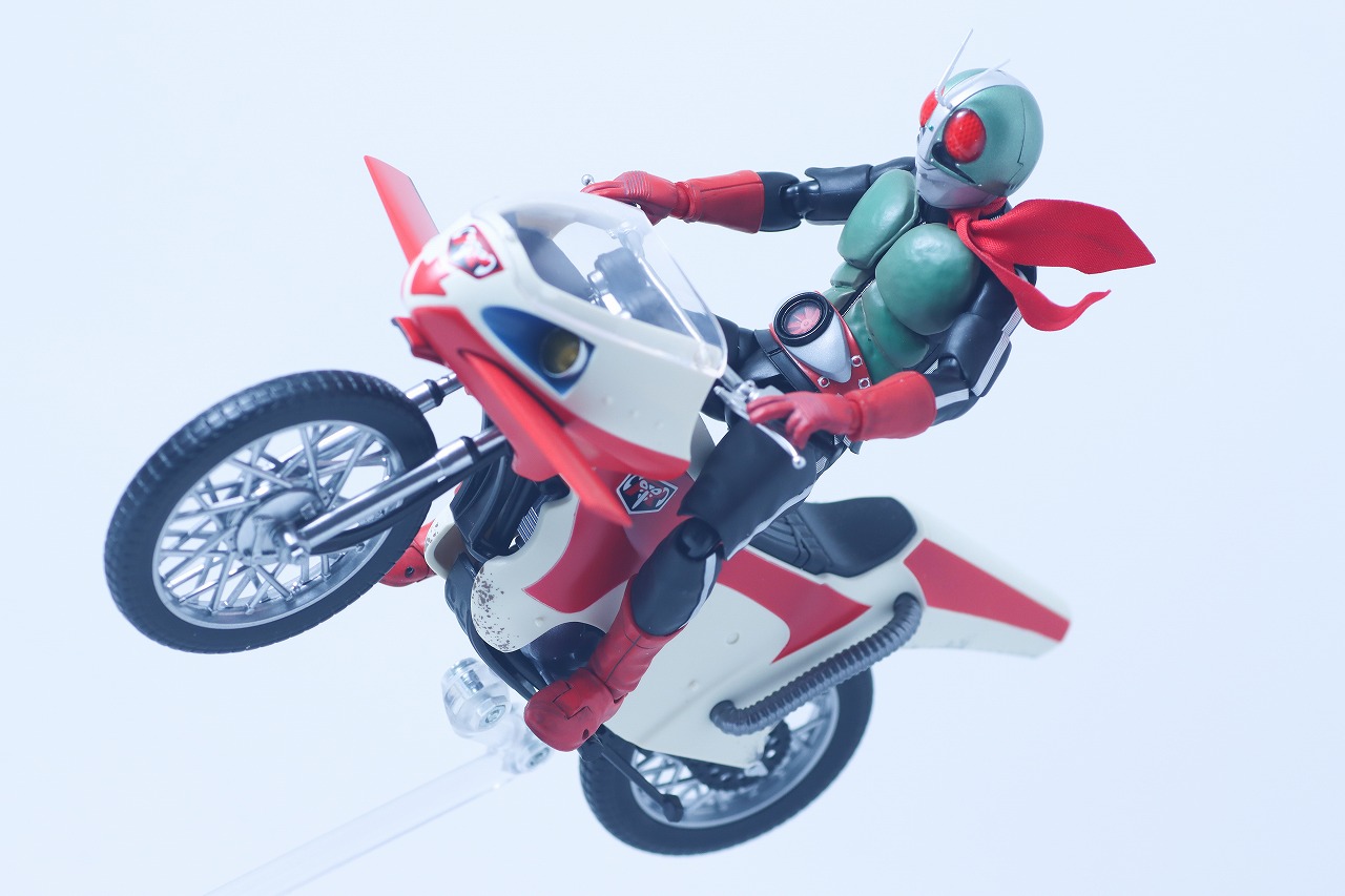 S.H.フィギュアーツ 真骨彫製法 仮面ライダー新2号 栄光の昭和ライダーエディション レビュー アクション 新サイクロン号