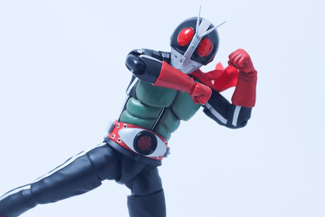 S.H.フィギュアーツ 真骨彫製法　仮面ライダー新2号 栄光の昭和ライダーエディション　レビュー