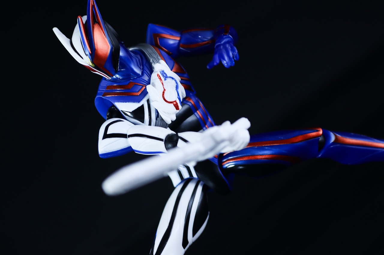 仮面ライダーアクションフィギュア 仮面ライダーノクス　レビュー　アクション