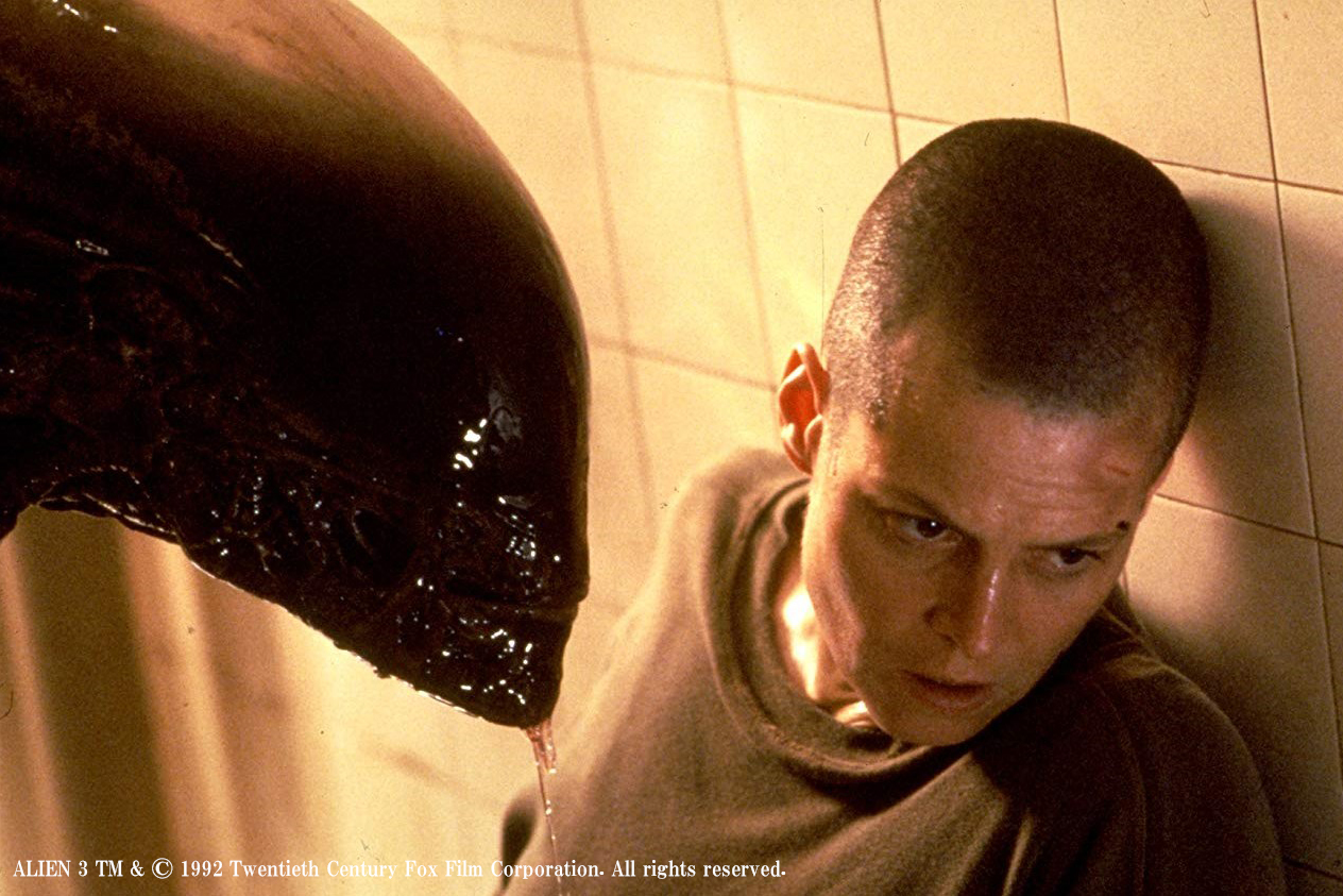 ジェームズ・キャメロン、『エイリアン3』の冒頭に「バカだと思う」 ー 一方で監督は擁護
