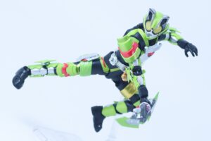 S.H.フィギュアーツ 仮面ライダータイクーン フィーバーニンジャフォーム&ケケラ(カエルの置物) レビュー